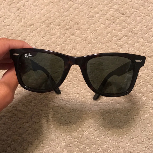 Tortoise ray ban wayfarer with case - Picture 1 of 5